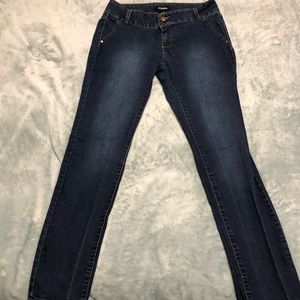 D. Jeans brand skinny leg jeans - size 10
